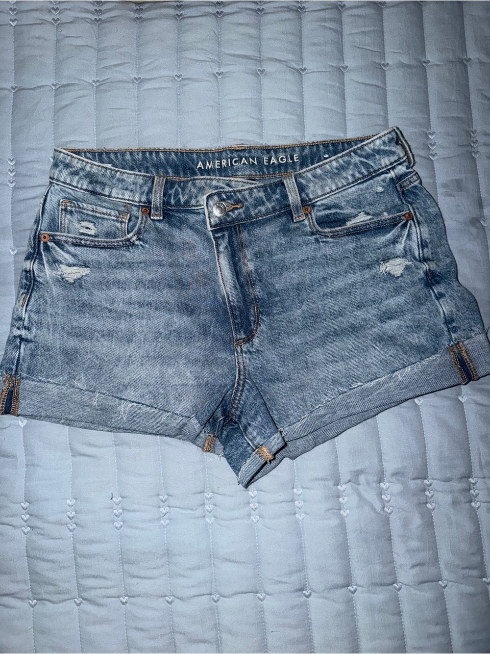 American Eagle Outfitters Light Blue Distressed Denim Stretch Mom Short size 8